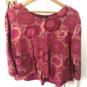 3/4 length flower top